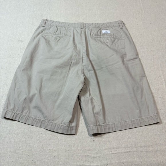 Vineyard Vines Men's Size 34 Club Shorts Chino Flat Front Short Khaki Tan Shorts - Picture 2 of 6